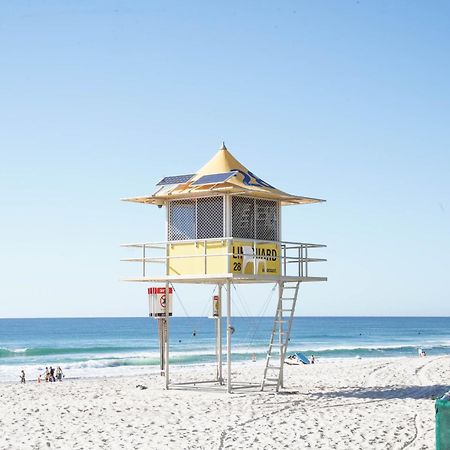 Broadbeach Apartment Level 10 With Beach Views Gold Coast Bagian luar foto