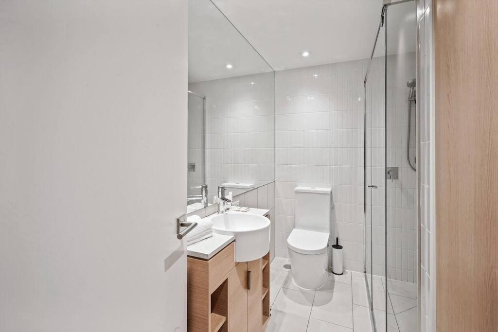 Broadbeach Apartment Level 10 With Beach Views Gold Coast Bagian luar foto